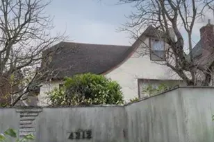 4212 43rd Ave NE, Seattle, WA 98105 - Photo 1