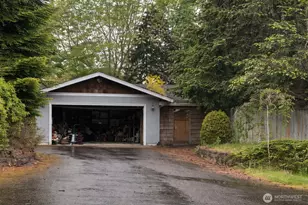 10221 SE 192nd St, Renton, WA 98058 - Photo 1