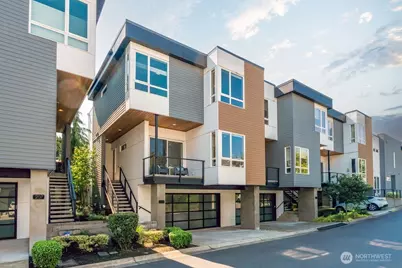 205 4th Court S #13, Kirkland, WA 98033 - Photo 1