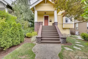324 NE 50th St, Seattle, WA 98105 - Photo 1
