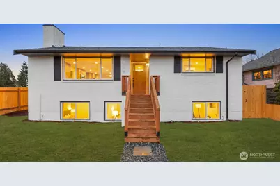 7555 32nd Avenue SW, Seattle, WA 98126 - Photo 1