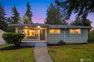 3217 NE 120th St, Seattle, WA 98125 - Photo 1