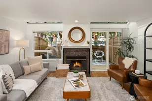 512 10th Ave E, Seattle, WA 98102 - Photo 1