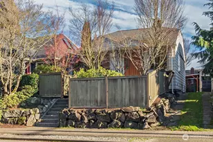 5804 8th Ave NE, Seattle, WA 98105 - Photo 1