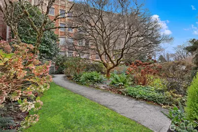 5810 Cowen Place NE #202, Seattle, WA 98105 - Photo 1