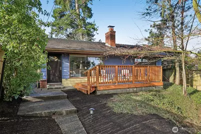 10219 15th Avenue NE, Seattle, WA 98125 - Photo 1