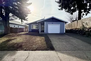 832 S 74th St, Tacoma, WA 98408 - Photo 1