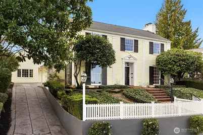 3033 E Laurelhurst Drive NE, Seattle, WA 98105 - Photo 1