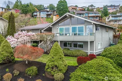 4538 Somerset Drive SE, Bellevue, WA 98006 - Photo 1