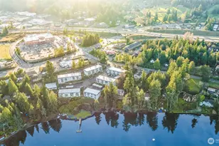 924 Shorewood Dr, Bremerton, WA 98312 - Photo 1