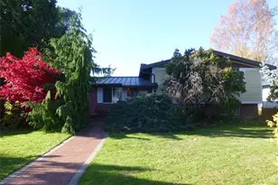 609 N 15th St, Mount Vernon, WA 98273 - Photo 1