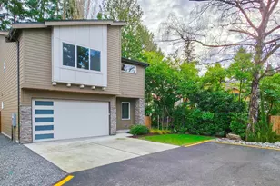 713 N 188th St, Shoreline, WA 98133 - Photo 1