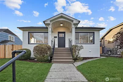 817 26th Avenue, Seattle, WA 98122 - Photo 1