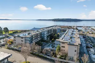 601 S 227th St, Des Moines, WA 98198 - Photo 1