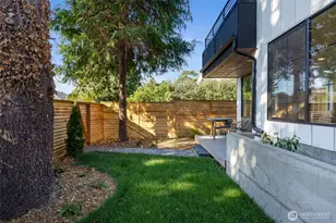 10717 2nd Ave NW, Seattle, WA 98177 - Photo 1