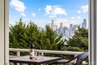 1527 California Avenue SW #401, Seattle, WA 98116 - Photo 1