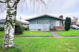 1704 10th Ave, Longview, WA 98632 - Photo 1