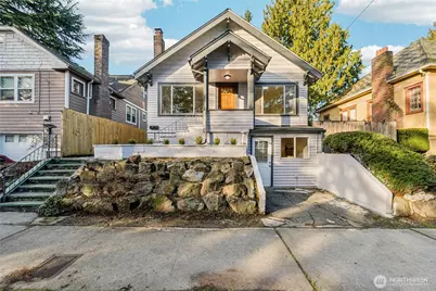 5607 5th Avenue NE, Seattle, WA 98105 - Photo 1