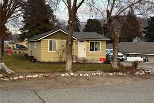 2419 Entiat Way, Entiat, WA 98822 - Photo 1