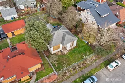 3910 S Morgan Street, Seattle, WA 98118 - Photo 1