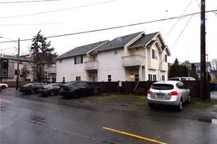 501 N 105th St, Seattle, WA 98133 - Photo 1