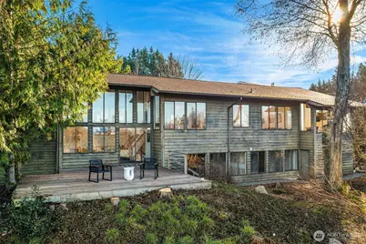 11519 Sea Breeze Avenue SW, Vashon, WA 98070 - Photo 1