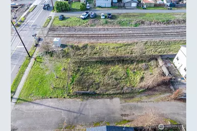 915 W 1st Street, Centralia, WA 98531 - Photo 1