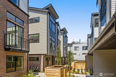 8335 D 12th Avenue NW, Seattle, WA 98117 - Photo 1