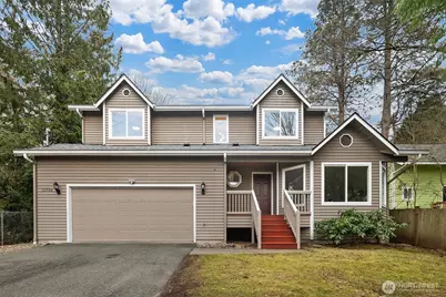 12704 37th Avenue NE, Seattle, WA 98125 - Photo 1