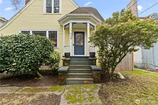 1125 N 77th St, Seattle, WA 98103 - Photo 1