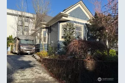 1412 E Thomas Street, Seattle, WA 98112 - Photo 1