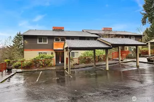 11058 NE 33rd Pl, Bellevue, WA 98004 - Photo 1