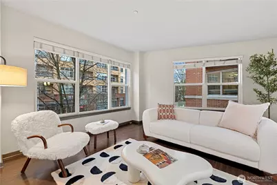 413 NE 70th Street #207, Seattle, WA 98115 - Photo 1