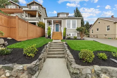 3252 13th Avenue W, Seattle, WA 98119 - Photo 1
