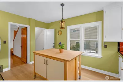 1743 NE 130th Place, Seattle, WA 98125 - Photo 10