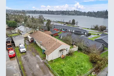 117 Sheridan Road #A & B, Bremerton, WA 98310 - Photo 1
