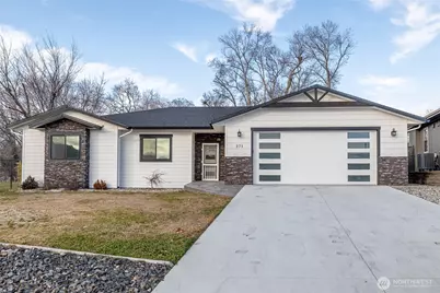 271 NW Chinook Way, East Wenatchee, WA 98802 - Photo 1