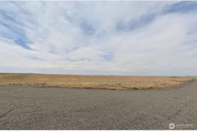 111 S Adair Road, Kennewick, WA 99338 - Photo 1