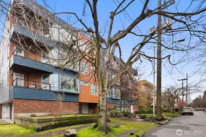 2328 Fairview Avenue E #201, Seattle, WA 98102 - Photo 1