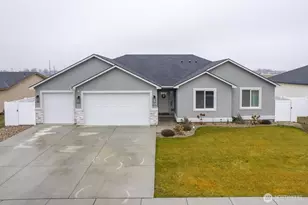 915 P St SW, Quincy, WA 98848 - Photo 1