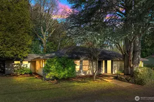 2306 NE 105th St, Seattle, WA 98125 - Photo 1