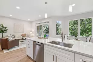 2840 139th Ave SE, Bellevue, WA 98005 - Photo 1