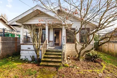 9004 12th Avenue SW, Seattle, WA 98106 - Photo 1