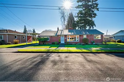 1704 Rainier Street, Sumner, WA 98390 - Photo 1