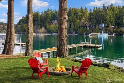 11710 Arrow Point Drive NE, Bainbridge Island, WA 98110 - Photo 1