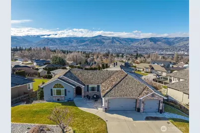 506 Stoneridge Drive, East Wenatchee, WA 98802 - Photo 1