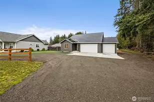 401 Pershing Ave, Carbonado, WA 98323 - Photo 1