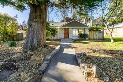 12343 11th Avenue NE, Seattle, WA 98125 - Photo 1
