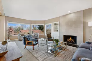 2618 4th Ave N, Seattle, WA 98109 - Photo 1