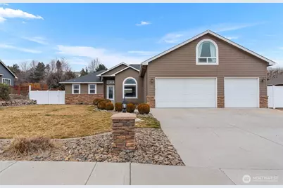 251 Lilly Lane, Wenatchee, WA 98801 - Photo 1